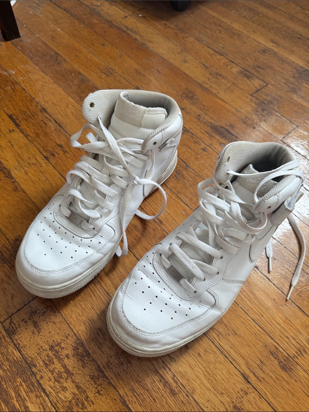 Nike Airforce White High-Top men’s Sneakers
